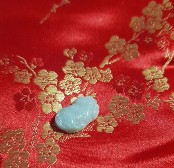 Mặt nhẫn tỳ hưu cẩm thạch M402