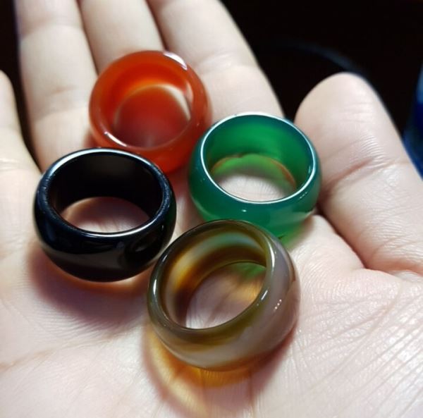 Nhẫn mã não lớn M403