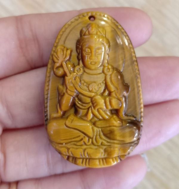 Mặt dây chuyền phật đại thế chí bồ tát độ mệnh tuổi ngọ M06