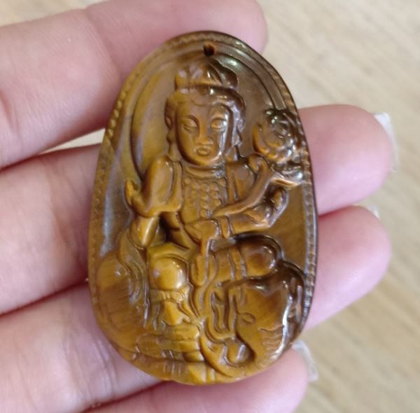 Mặt dây chuyền phật phổ hiền bồ tát độ mệnh tuổi tỵ và thìn M06